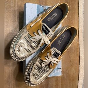 Gold sequined Sherry’s women’s size 12